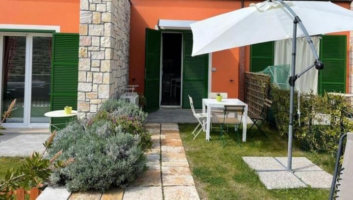 Casaluna Ventimiglia Exterior foto